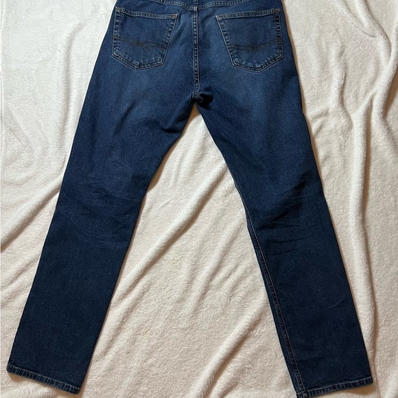 Levi’s Signature Women’s Athletic Jeans - Size 32x32 - Picture 14 of 16